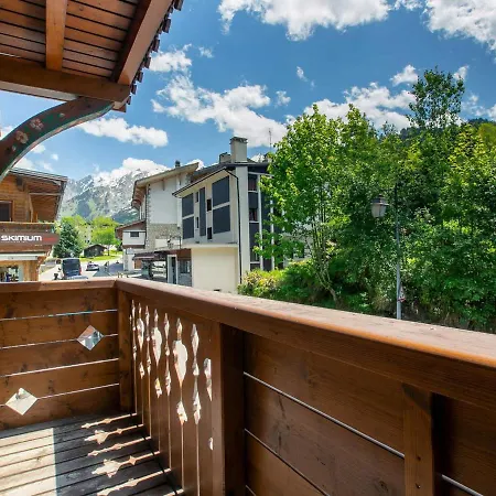 Apartment 3 Pieces Centre La Clusaz, 300m Des Pistes, Balcon Sud, 6 Pers, Parking Et A Proximite - Fr-1-437-84 *