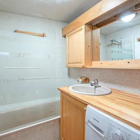 Apartment 3 Pieces Centre La Clusaz, 300m Des Pistes, Balcon Sud, 6 Pers, Parking Et A Proximite - Fr-1-437-84